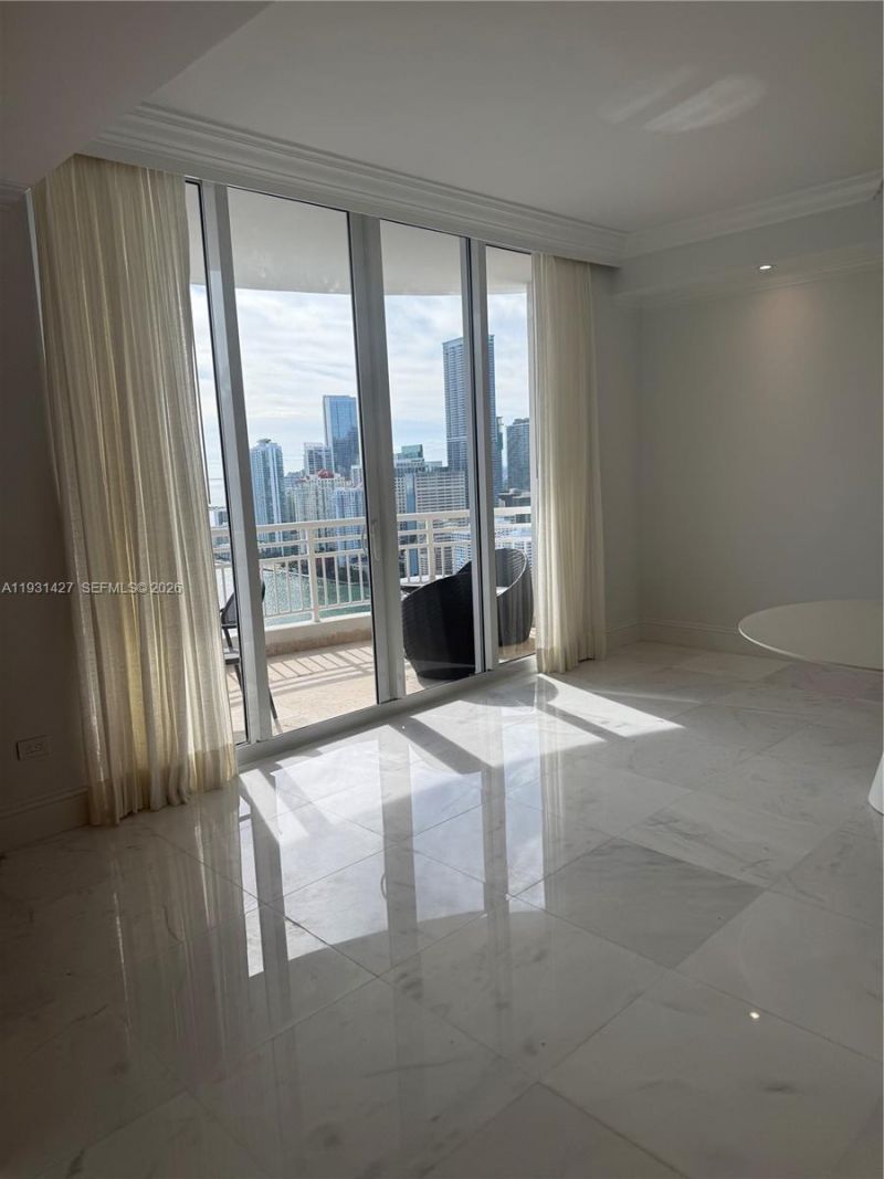 848 Brickell Key Dr, Unit PH4003, Miami, FL 33131 Photo