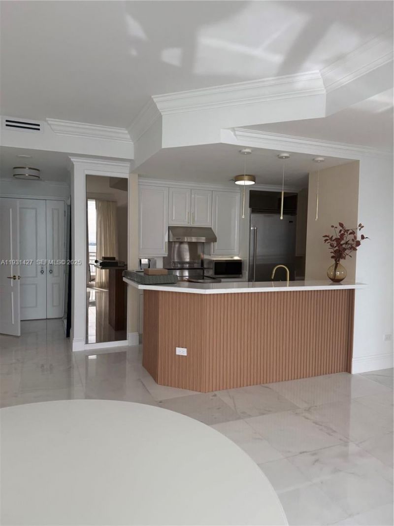 848 Brickell Key Dr, Unit PH4003, Miami, FL 33131 Photo