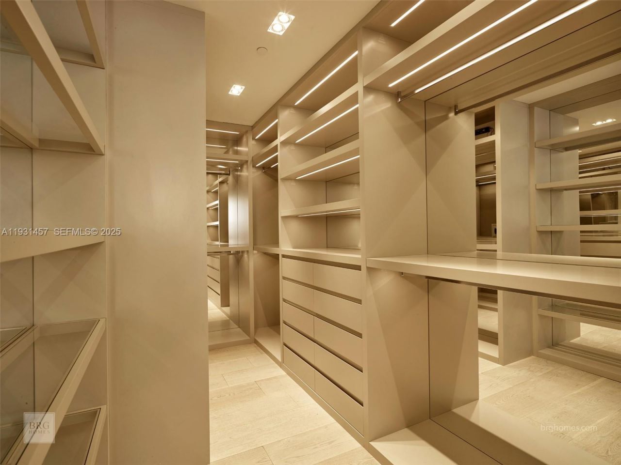 9701 Collins Ave, Unit 2704S, Bal Harbour, FL 33154 Photo