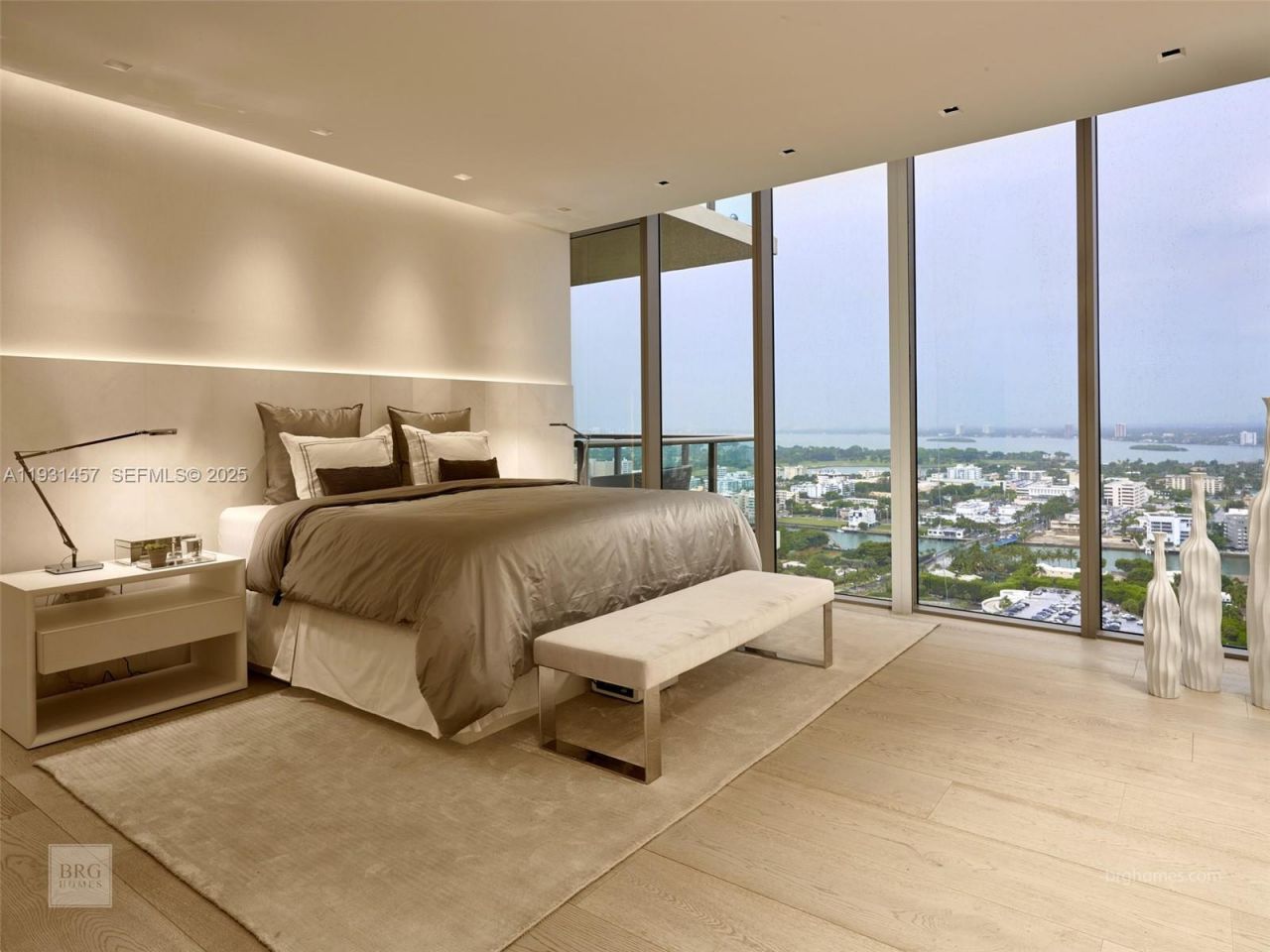 9701 Collins Ave, Unit 2704S, Bal Harbour, FL 33154 Photo