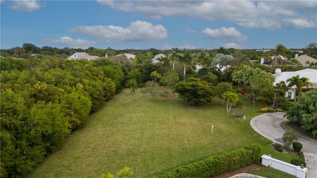 112 Sandpointe Drive, Vero Beach, FL 32963 Photo