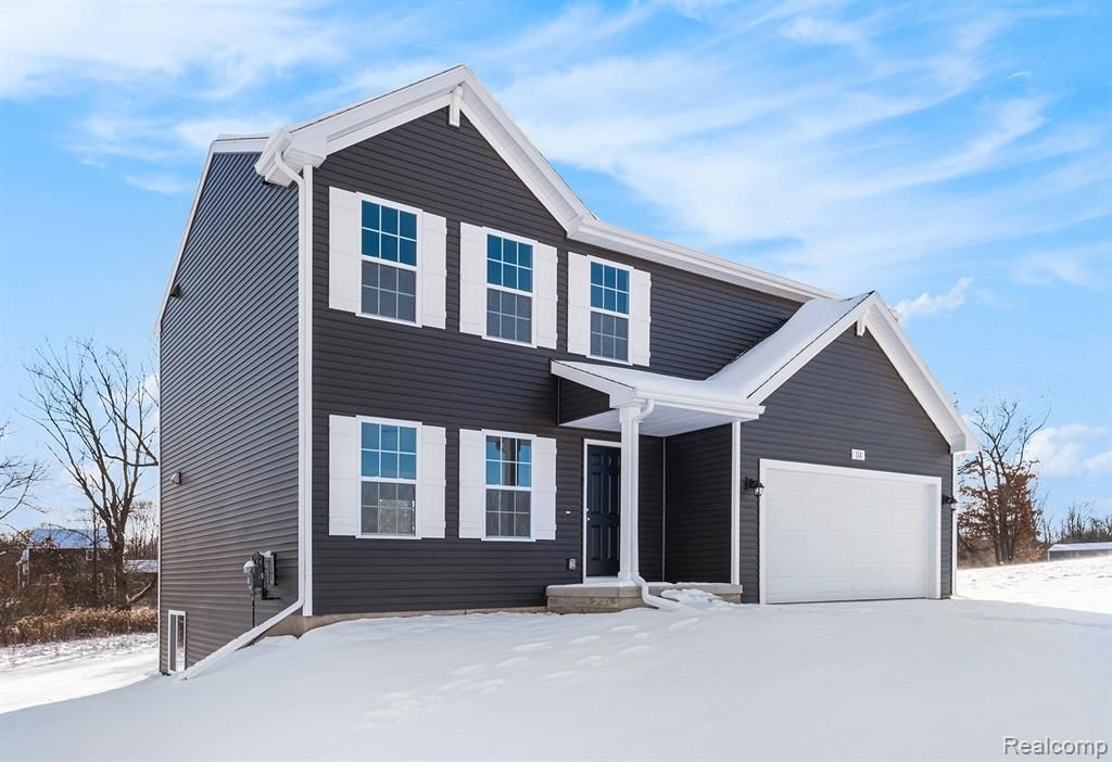 203 Kingsberry Drive, Blissfield Vlg, MI 49228 Main Photo