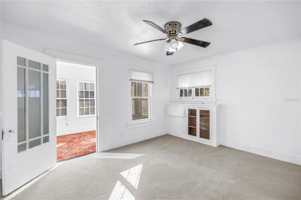 1012 Granville Court N, Saint Petersburg, FL 33701 Photo