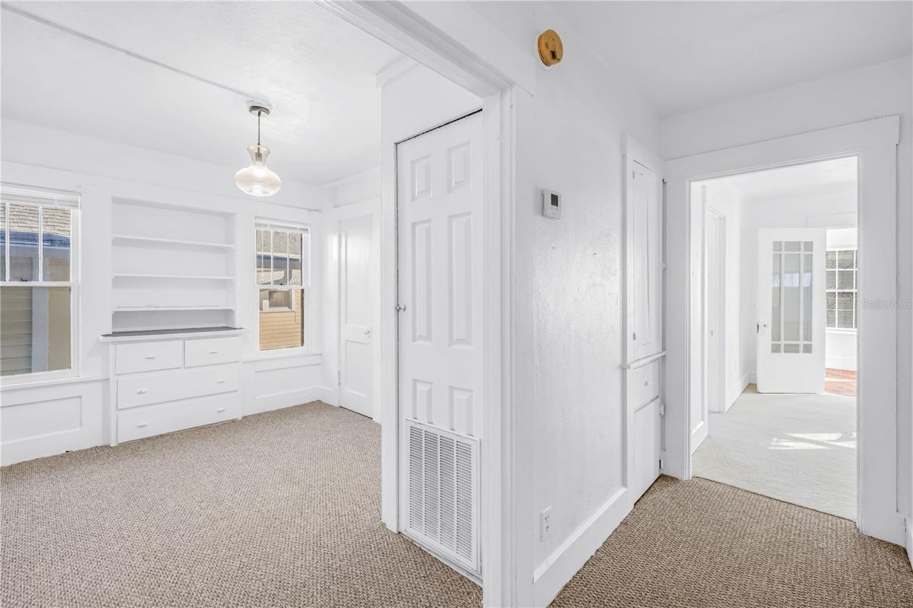 1012 Granville Court N, Saint Petersburg, FL 33701 Photo