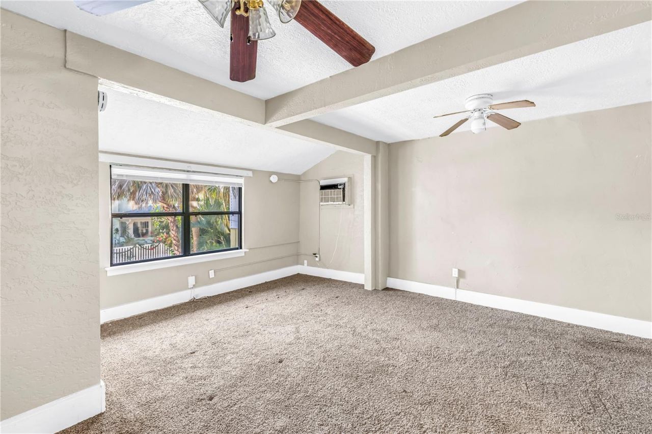 1012 Granville Court N, Saint Petersburg, FL 33701 Photo