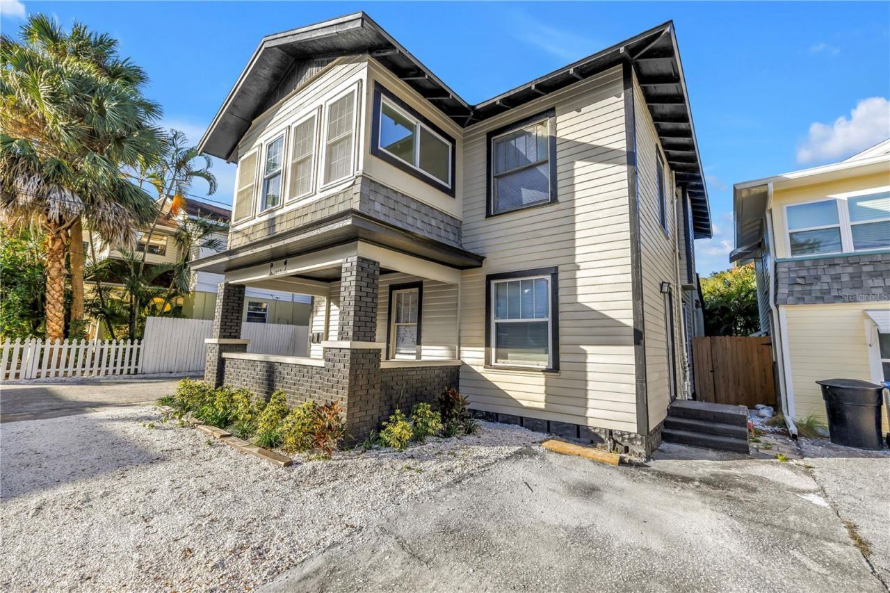 1012 Granville Court N, Saint Petersburg, FL 33701 Photo