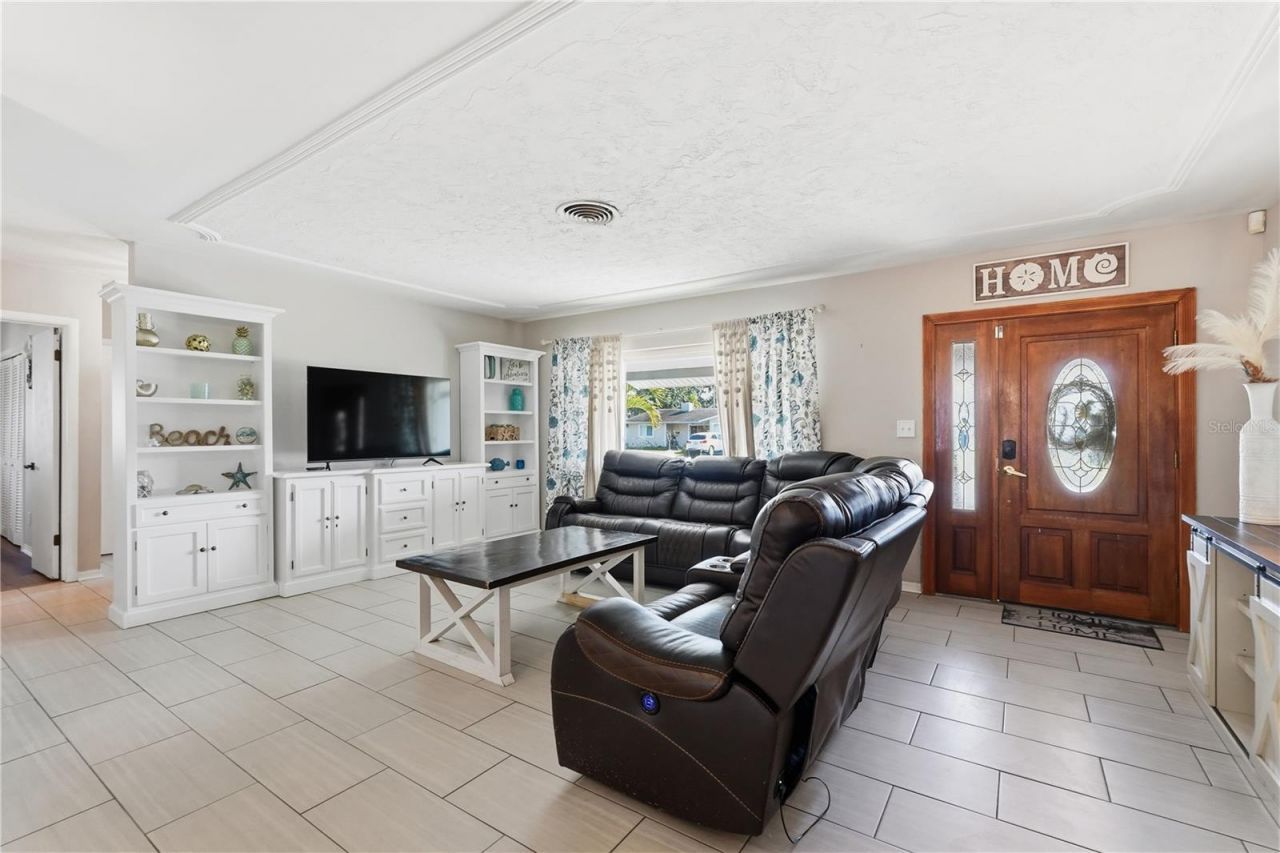 2701 64th Avenue S, Saint Petersburg, FL 33712 Photo