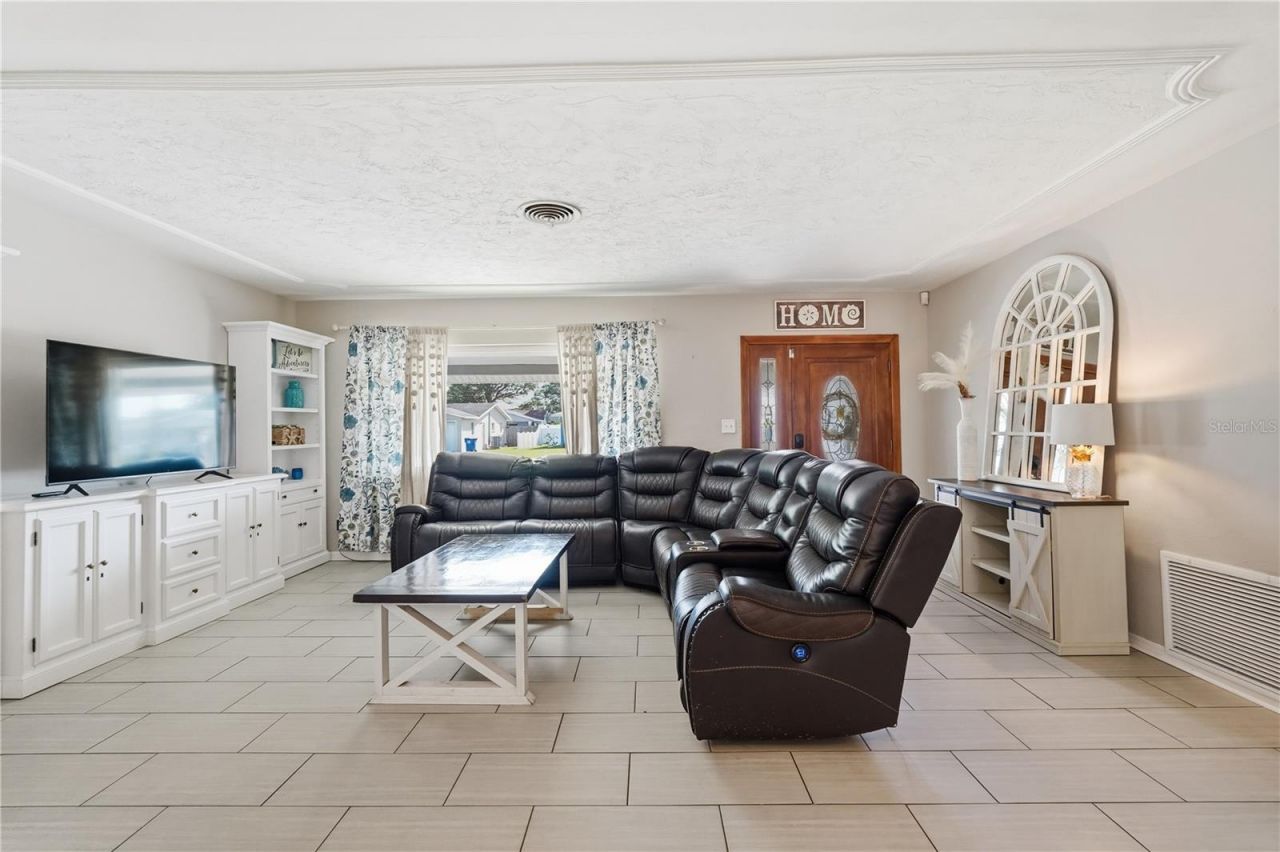 2701 64th Avenue S, Saint Petersburg, FL 33712 Photo