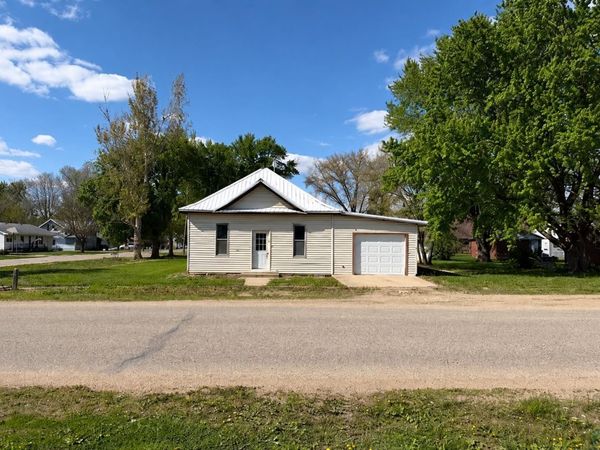 301 E Bridge Street, Anthon, IA 51004