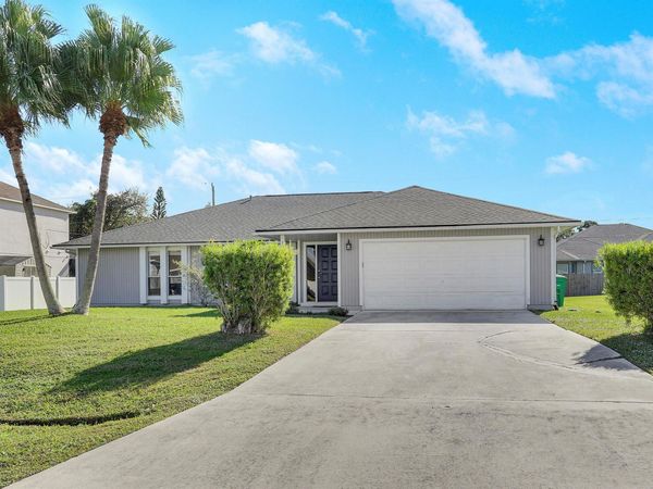 1254 SW Asturia Avenue, Port Saint Lucie, FL 34953