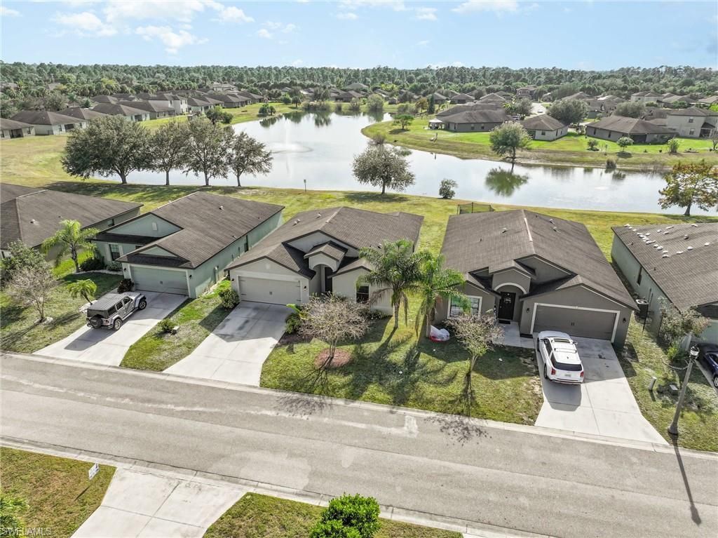 746 Center Lake St, Lehigh Acres, FL 33974 Photo
