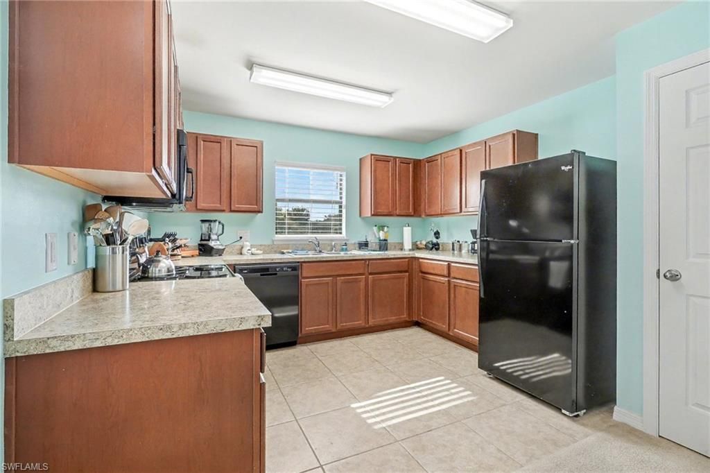 746 Center Lake St, Lehigh Acres, FL 33974 Photo