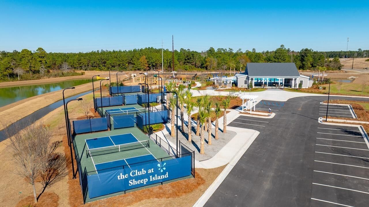 114 Broadstone Drive Photo 17