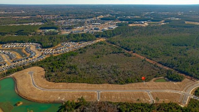 114 Broadstone Drive Photo 2