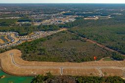 114 Broadstone Drive photo 4