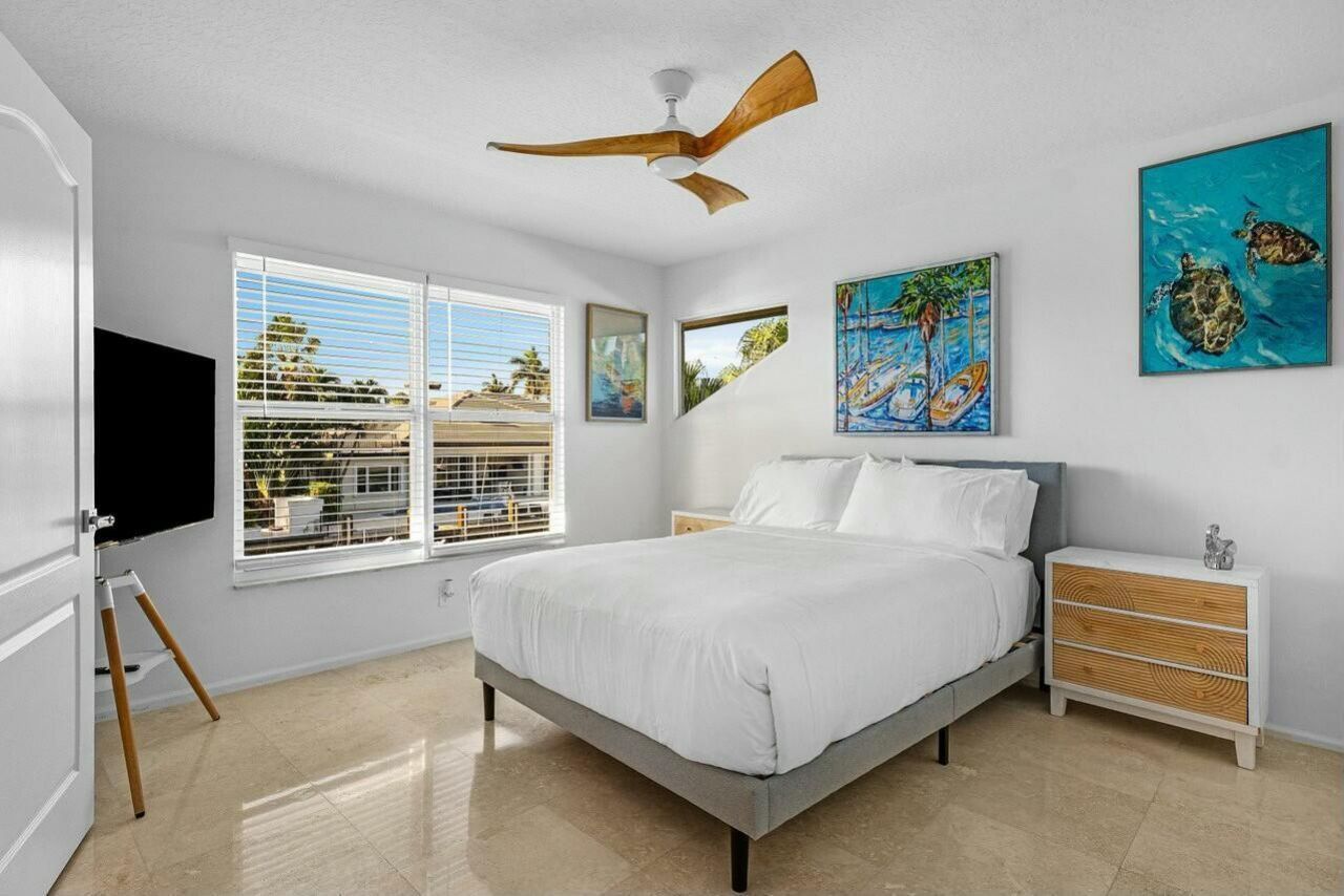 964 Eve Street, Delray Beach, FL 33483 Photo