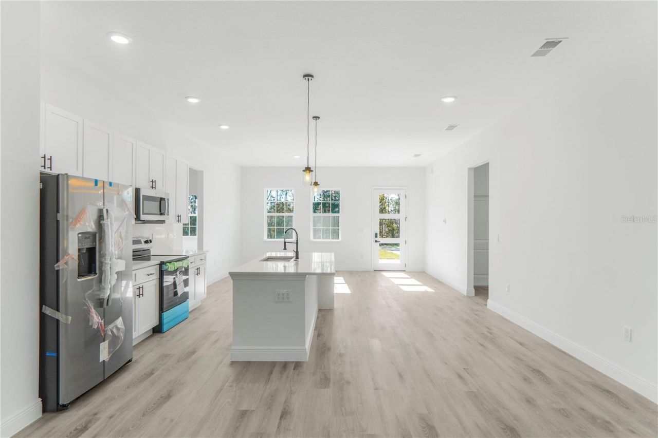 1915 W Linden Drive, Dunnellon, FL 34434 Photo
