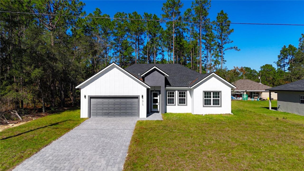 1915 W Linden Drive, Dunnellon, FL 34434 Photo