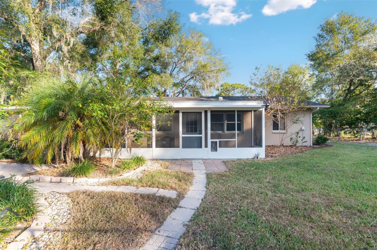 10620 Fawn Drive, New Port Richey, FL 34654 Photo
