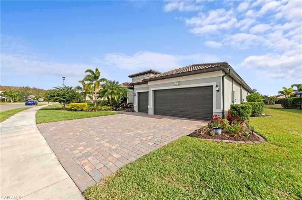 11289 Thurston Chase, Fort Myers, FL 33913 Photo