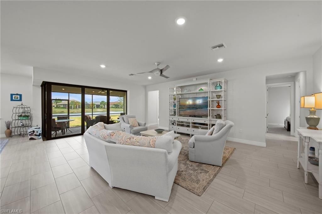 11289 Thurston Chase, Fort Myers, FL 33913 Photo