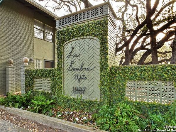 1807 LA SOMBRA DR, San Antonio, TX 78209