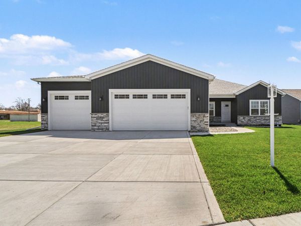 6071 Robbins Road, Portage, IN 46368