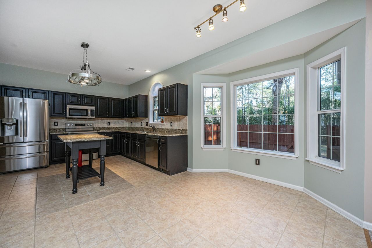 8708 Chamblee Court Photo 14