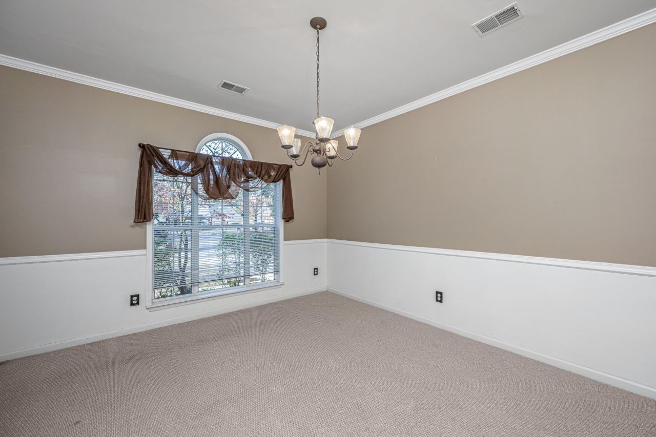 8708 Chamblee Court Photo 18