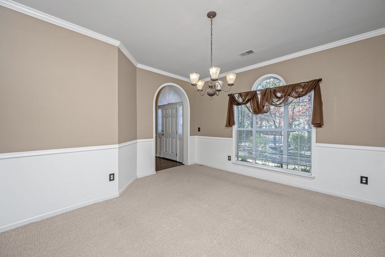 8708 Chamblee Court Photo 20