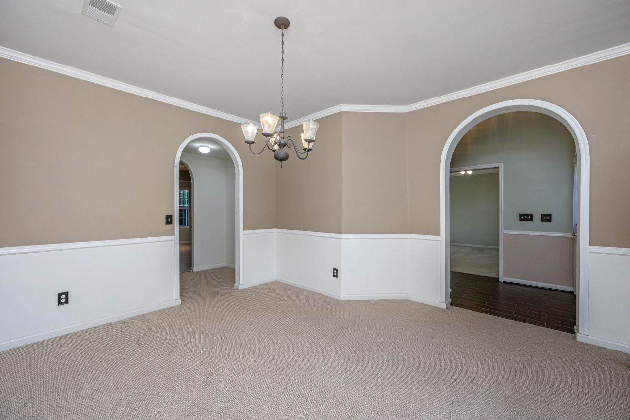 8708 Chamblee Court Photo 21