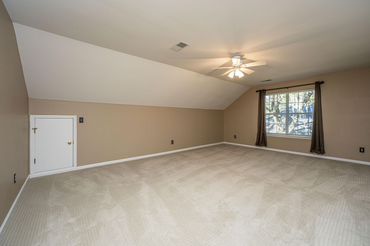 8708 Chamblee Court Photo 42