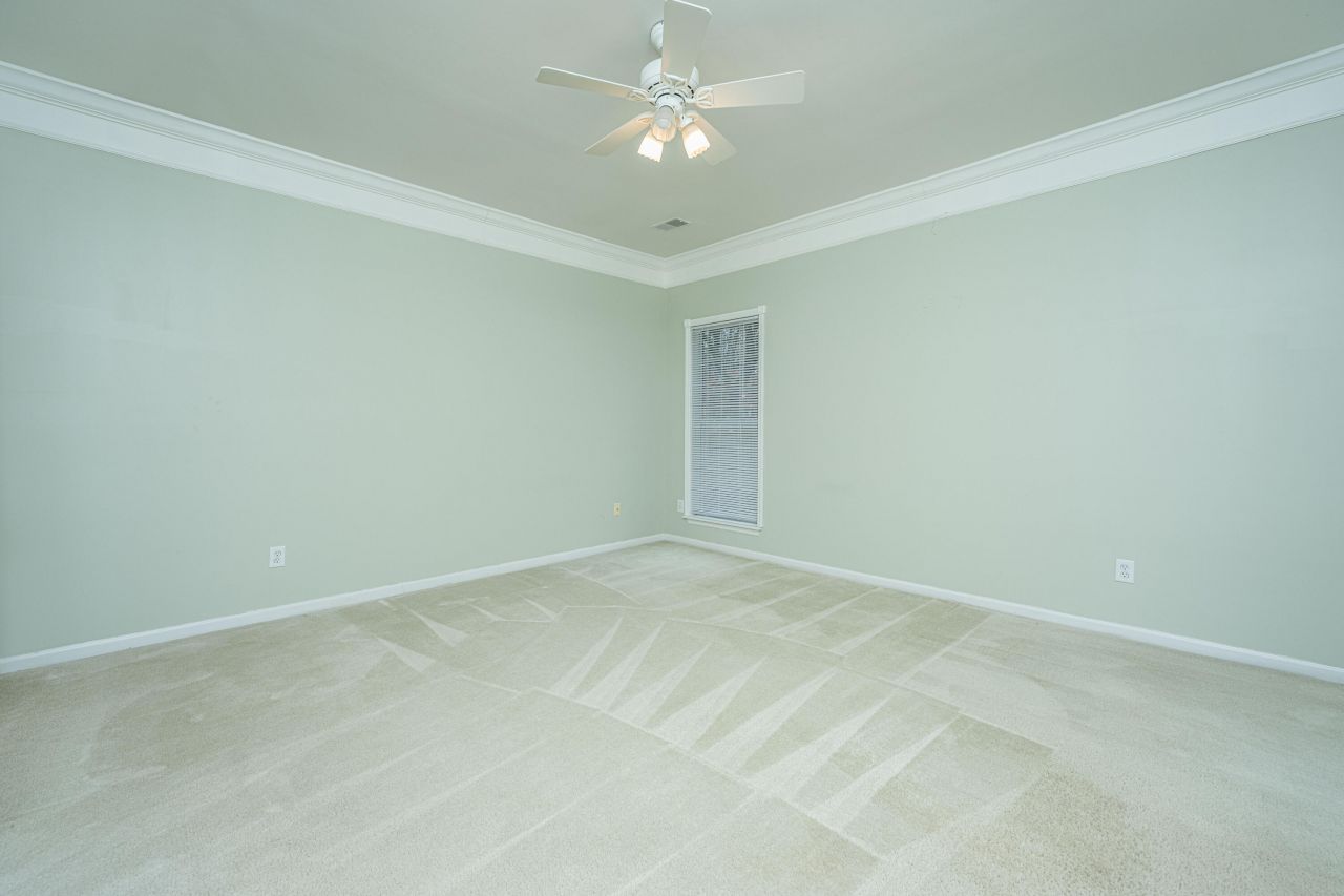 8708 Chamblee Court Photo 5