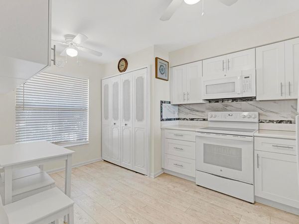 14575 Bonaire Boulevard, Unit 202, Delray Beach, FL 33446