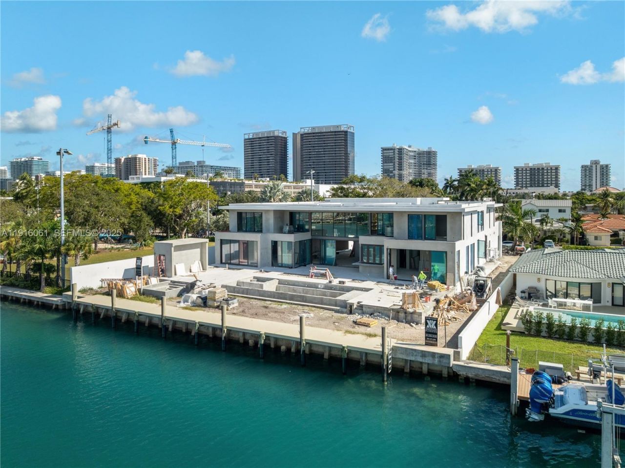 9540 Bay Dr, Surfside, FL 33154 Photo