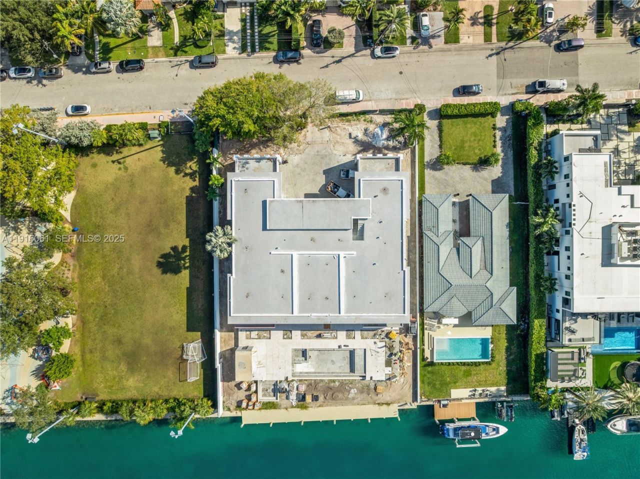 9540 Bay Dr, Surfside, FL 33154 Photo