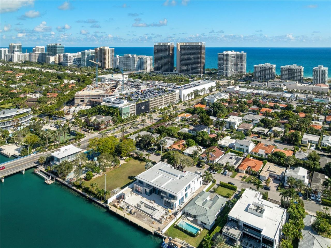 9540 Bay Dr, Surfside, FL 33154 Photo