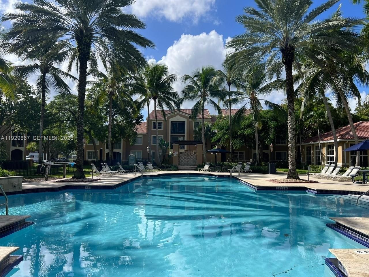 8000 N Nob Hill Rd, Unit 204, Tamarac, FL 33321 Photo