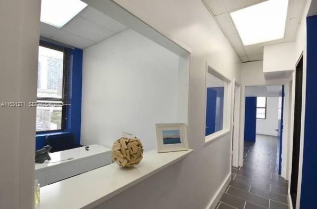 168 SE 1 St, Unit 501, Miami, FL 33131 Photo