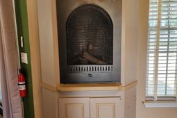 2360 Clandon Dr. photo 4