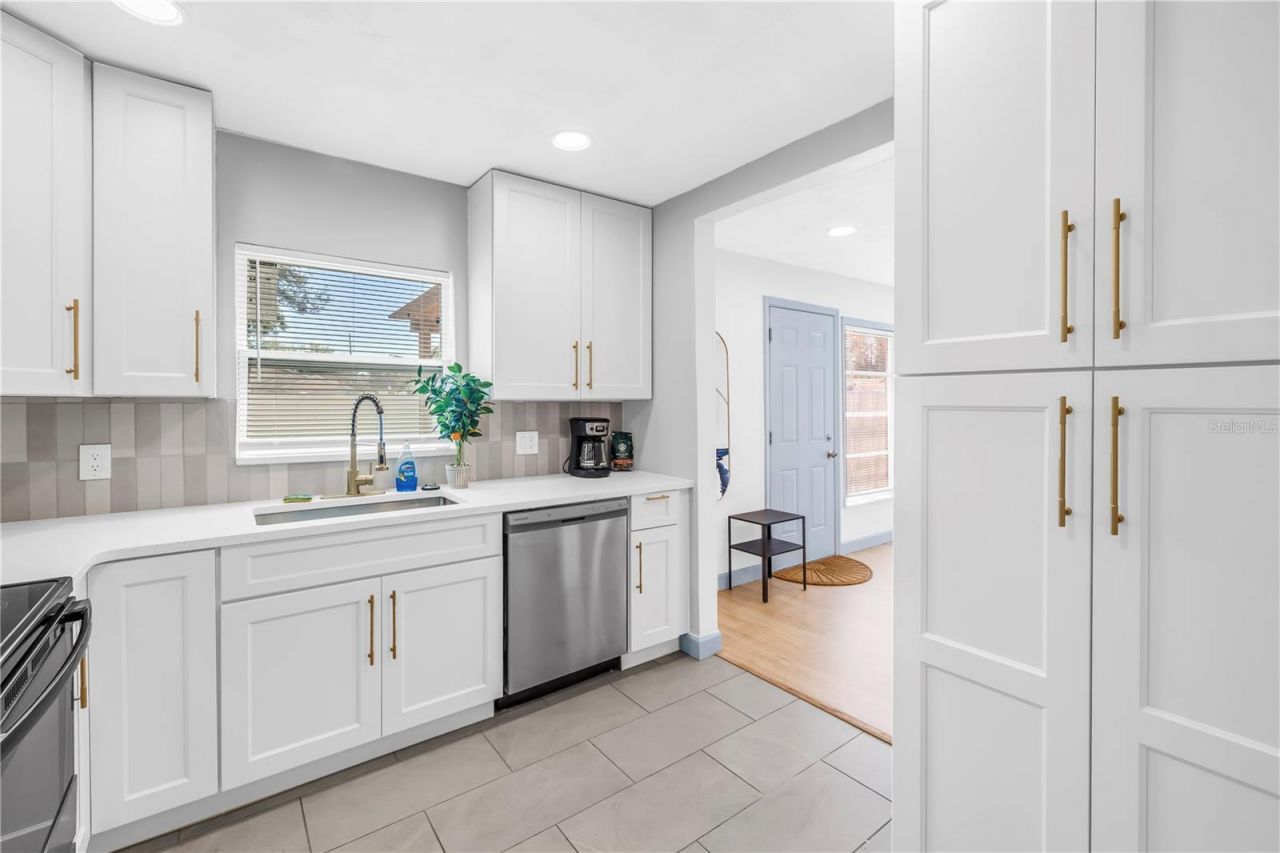 450 47th Street S, Saint Petersburg, FL 33711 Photo