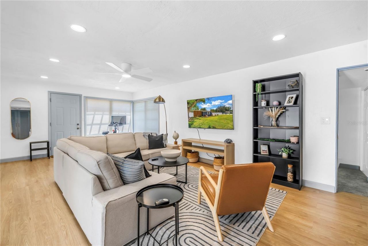 450 47th Street S, Saint Petersburg, FL 33711 Photo