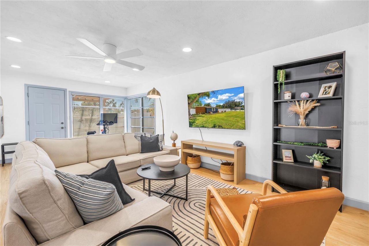 450 47th Street S, Saint Petersburg, FL 33711 Photo