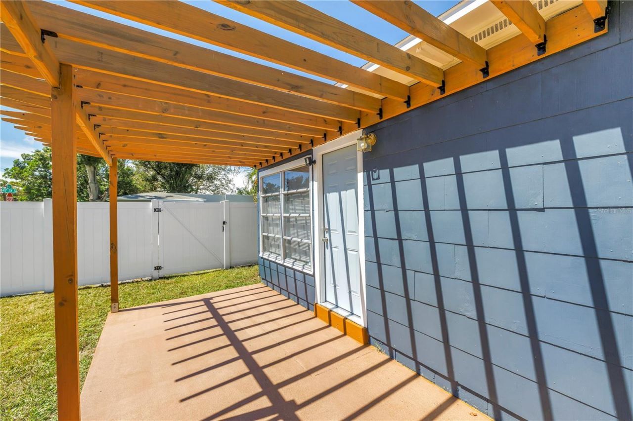 450 47th Street S, Saint Petersburg, FL 33711 Photo