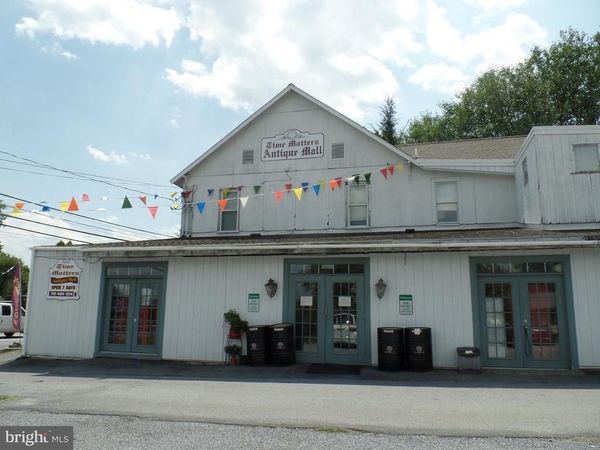 2664 N READING ROAD, REINHOLDS, PA 17569