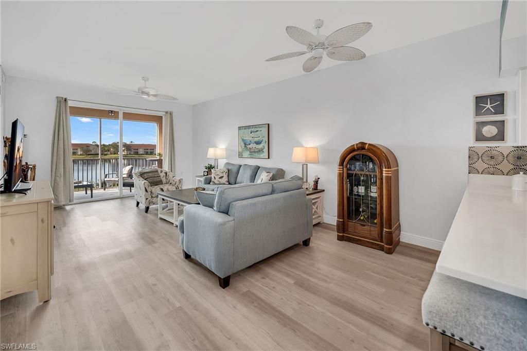 2740 Cypress Trace Cir, Unit 2725, Naples, FL 34119 Photo