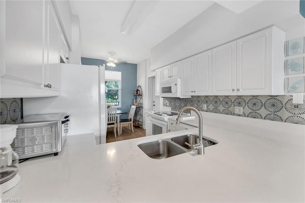 2740 Cypress Trace Cir, Unit 2725, Naples, FL 34119 Photo