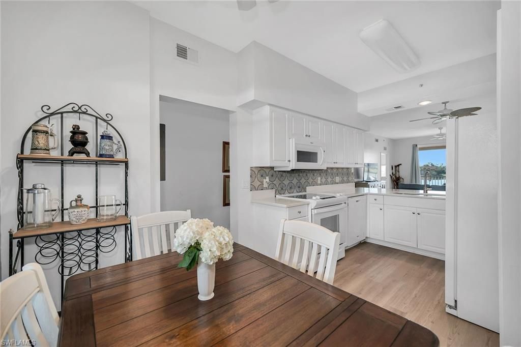 2740 Cypress Trace Cir, Unit 2725, Naples, FL 34119 Photo