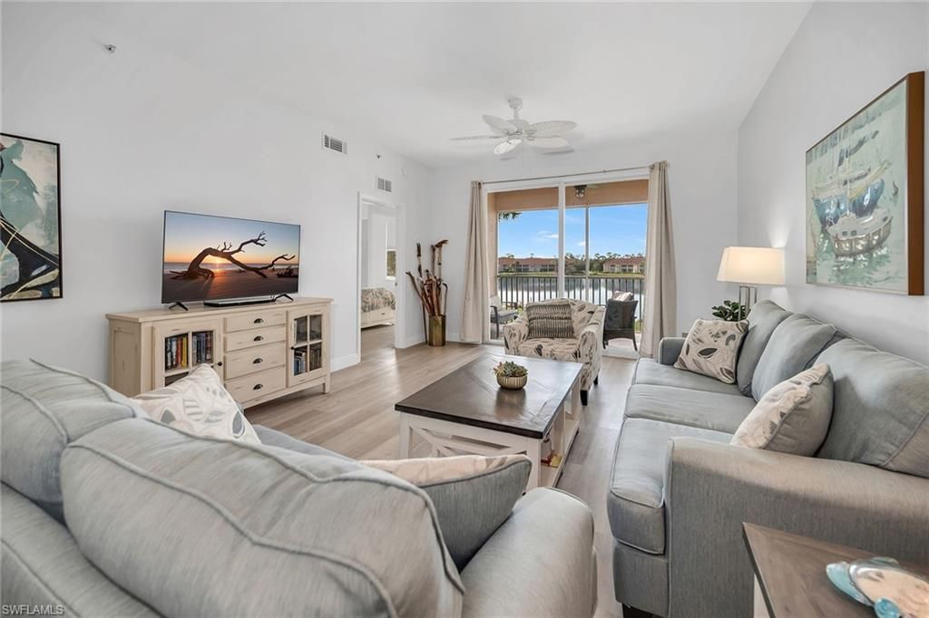 2740 Cypress Trace Cir, Unit 2725, Naples, FL 34119 Photo