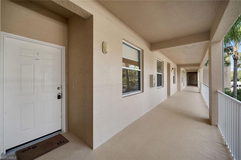 2740 Cypress Trace Cir, Unit 2725, Naples, FL 34119 Photo